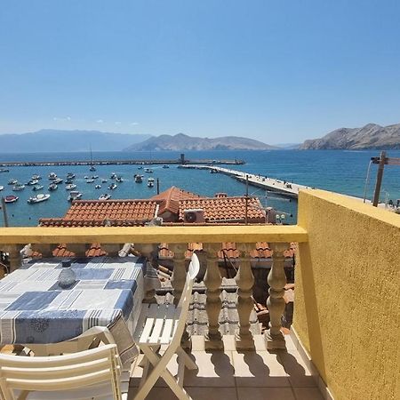 Apartment Igor With Balcony And Sea View Башка Экстерьер фото