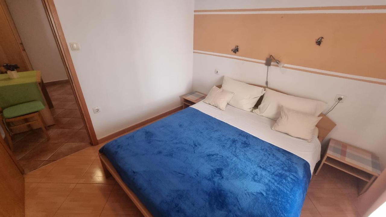 Apartment Igor With Balcony And Sea View Башка Экстерьер фото