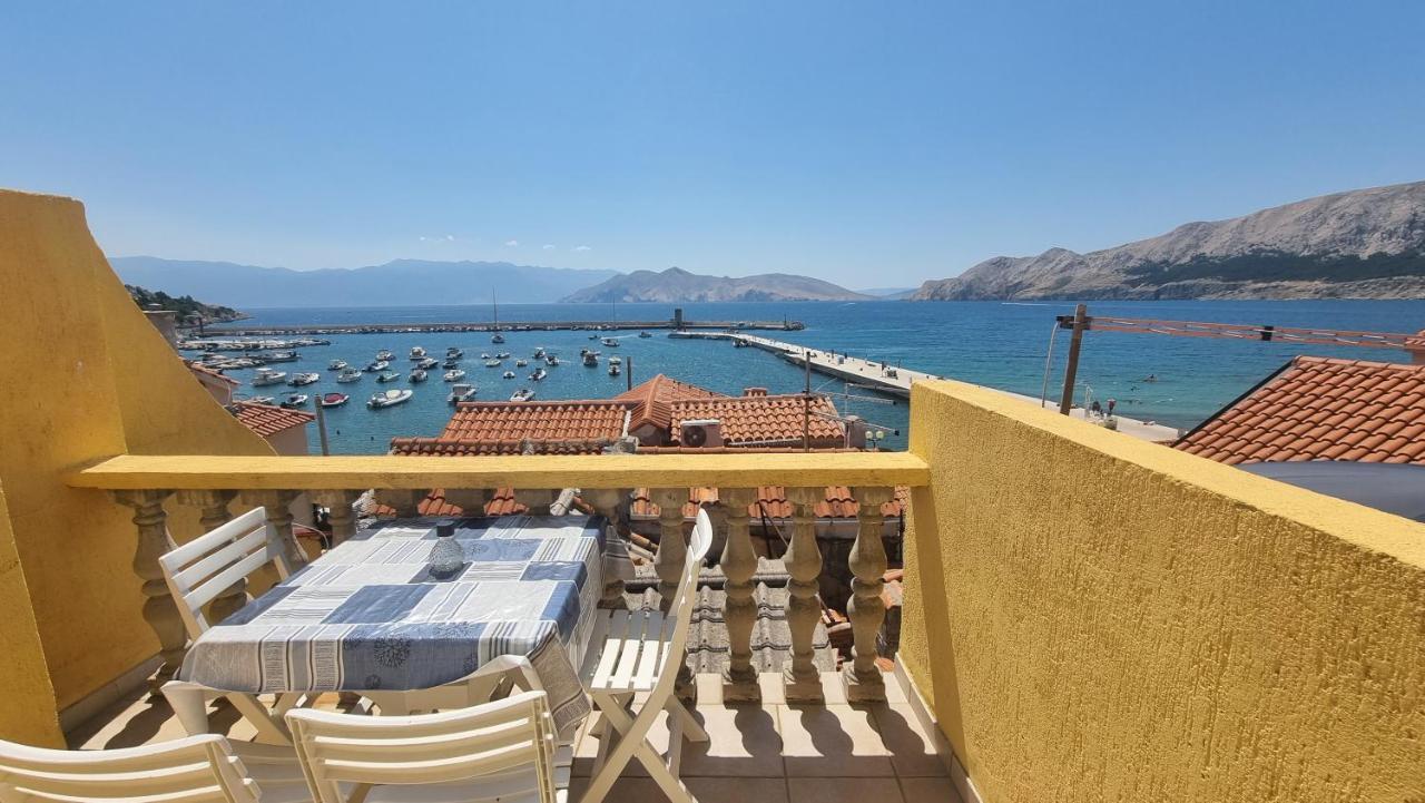 Apartment Igor With Balcony And Sea View Башка Экстерьер фото